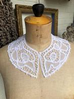 Oude kanten kragen, Antiek en Kunst, Antiek | Kleding en Accessoires, Ophalen of Verzenden
