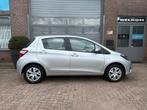 Toyota Yaris 1.5 VVT-i Aspiration Achteruitrij Camera / Trek, Auto's, Toyota, Voorwielaandrijving, Stof, Euro 6, 4 cilinders
