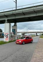 Nissan Micra 1.0 3D 1998 Rood, Auto's, Voorwielaandrijving, 4 cilinders, 755 kg, Origineel Nederlands