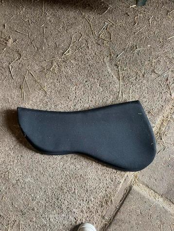 Kingsley 2 layer pad maat L beschikbaar voor biedingen