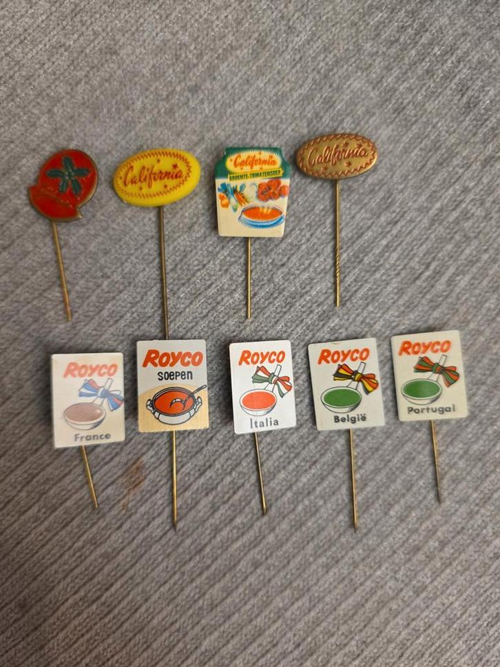 Vintage Reclamepins California & Royco (9 stuks), Verzamelen, Speldjes, Pins en Buttons, Gebruikt, Overige onderwerpen, Verzenden
