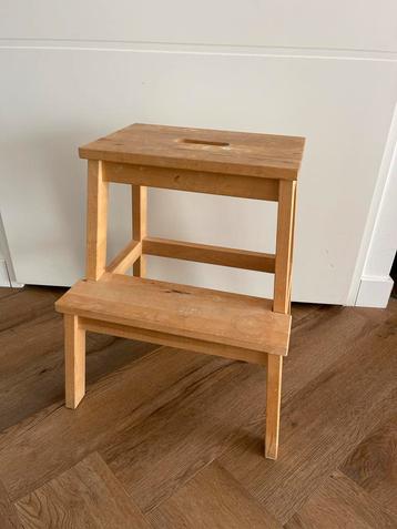 IKEA Bekvam Opstapje Kruk beschikbaar voor biedingen