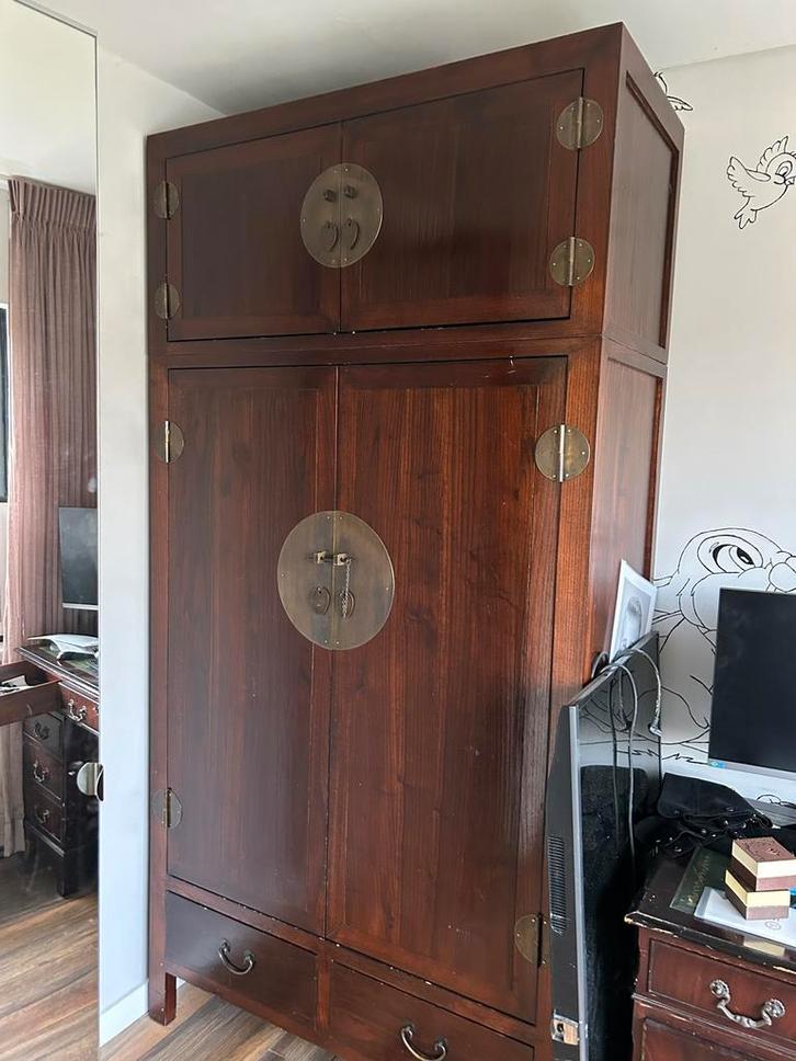 Chinese kast bijna gratis, Huis en Inrichting, Kasten | Kledingkasten, Gebruikt, 150 tot 200 cm, 100 tot 150 cm, 50 tot 75 cm