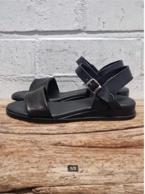 Red Rag - Mooie leren sandalen maat 38 - RedRag - Nieuw, Kleding | Dames, Schoenen, Nieuw, Sandalen of Muiltjes, Zwart, Ophalen of Verzenden