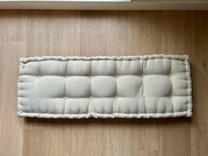 Langwerpig linnen vloerkussen / zitkussen / palletkussen, Huis en Inrichting, Woonaccessoires | Kussens, Zo goed als nieuw, Beige