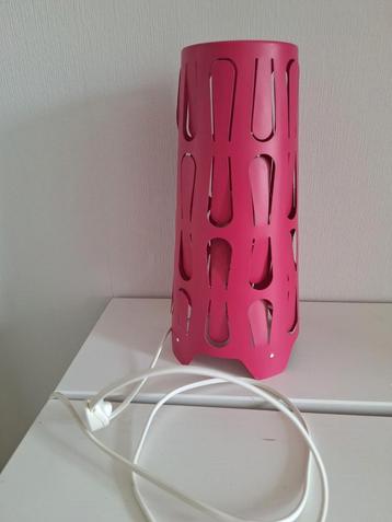 ikea lamp beschikbaar voor biedingen