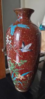 Japanse Cloisonné Vaas met Bloemen en Vogels, Antiek en Kunst, Antiek | Vazen, Ophalen of Verzenden
