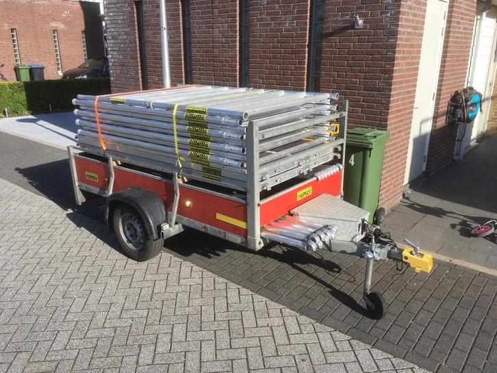 Rolsteiger 10 meter huren te huur, Doe-het-zelf en Verbouw, Steigers, Gebruikt, Rolsteiger of Kamersteiger, 5 meter of hoger, Ophalen