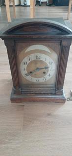 Oude tafel pendule klok., Ophalen