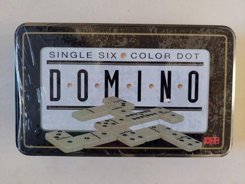 Nieuw Domino spel, Hobby en Vrije tijd, Gezelschapsspellen | Bordspellen, Nieuw, Ophalen of Verzenden