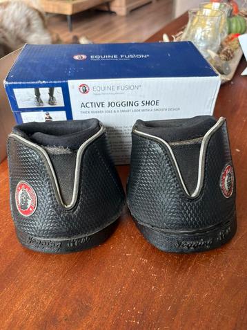Equine Fusion jogging shoe beschikbaar voor biedingen