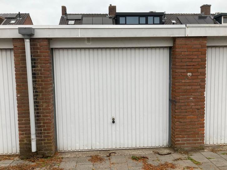 Garage te huur Hendrik Ido Ambacht, Huizen en Kamers, Garages en Parkeerplaatsen, Zuid-Holland