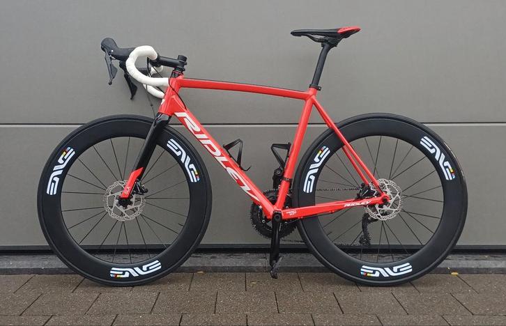 Prachtige Ridley Fenix disc in nieuwstaat!, Fietsen en Brommers, Fietsen | Racefietsen, Zo goed als nieuw, Overige merken, Meer dan 20 versnellingen