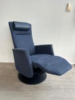 Prominent Toscana Sta-op Relaxfauteuil Blauwe Stof M/L, Huis en Inrichting, Fauteuils, Ophalen of Verzenden, Zo goed als nieuw