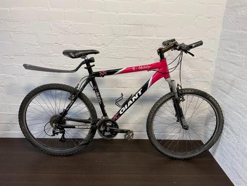 Giant T-Mobile 24 versn. met V-Brakes, Fietsen en Brommers, Fietsen | Mountainbikes en ATB, Gebruikt, Heren, Giant, 53 tot 57 cm