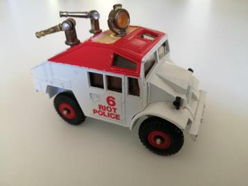 corgi toys quad tractor Riot 6 police beschikbaar voor biedingen