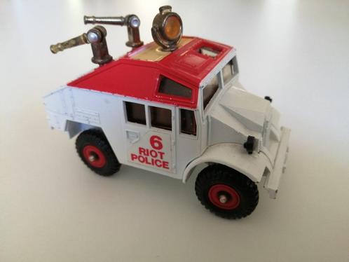 corgi toys quad tractor Riot 6 police, Hobby en Vrije tijd, Modelauto's | 1:43, Gebruikt, Overige typen, Corgi, Ophalen of Verzenden