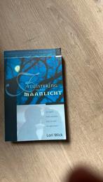 L. Wick - Fluistering in het maanlicht, Boeken, L. Wick, Noord-Brabant, Ophalen of Verzenden, Zo goed als nieuw