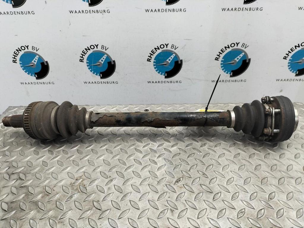 BMW 3 SERIES E90 318i Business Line  AANDRIJFAS R 2008, Auto-onderdelen, Ophalen of Verzenden, Gebruikt, Stiba lid