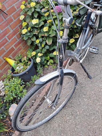 batavus damesfiets beschikbaar voor biedingen