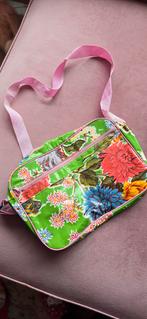 Kitsch Kitchen Schoudertas met Bloemenprint, Sieraden, Tassen en Uiterlijk, Ophalen of Verzenden, Zo goed als nieuw, Groen, Schoudertasje