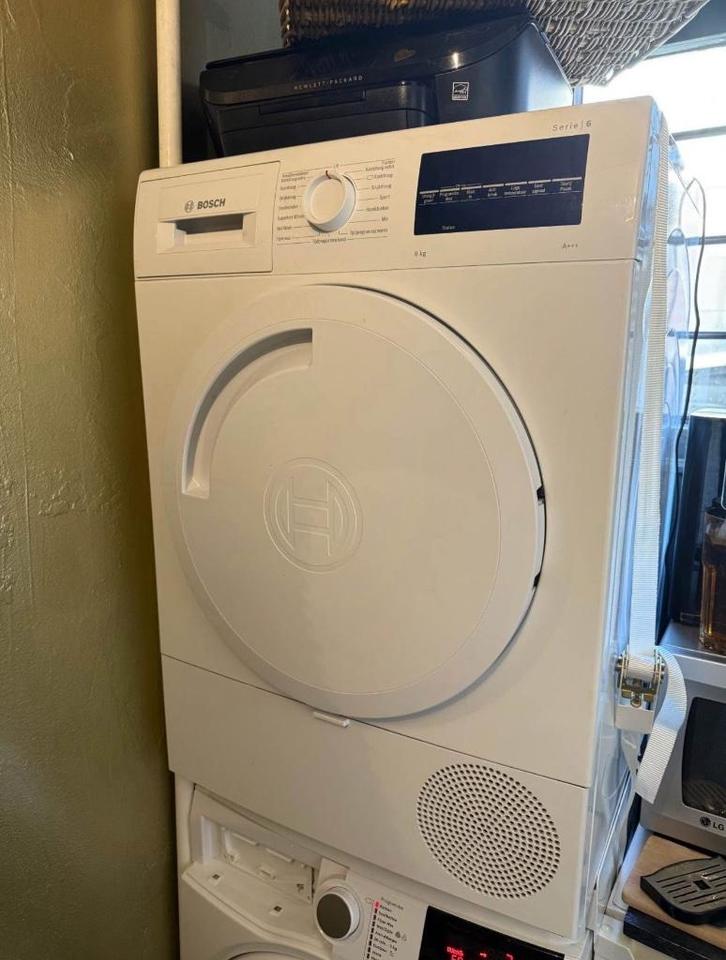 2,5 jaar oude stukke BOSCH warmtepomp droger A+++, Witgoed en Apparatuur, Wasdrogers, Condens, 6 tot 8 kg, 85 tot 90 cm, Ophalen