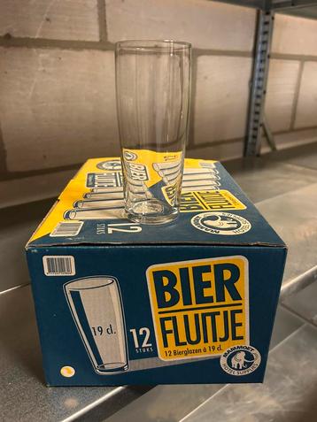 300 stuks fluitjes 19 cl. beschikbaar voor biedingen