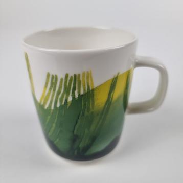 Marimekko Oiva "Sääpäiväkirja" mok van 2,5 dl beschikbaar voor biedingen