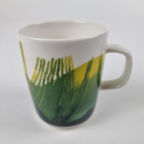 Marimekko Oiva "Sääpäiväkirja" mok van 2,5 dl, Huis en Inrichting, Keuken | Servies, Nieuw, Kop(pen) en/of Schotel(s), Overige stijlen