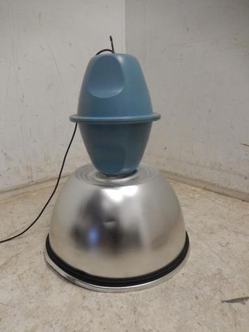 Industri?le hanglamp beschikbaar voor biedingen