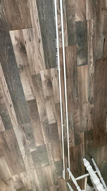 Gordijn rails 2x 345 cm compleet beschikbaar voor biedingen