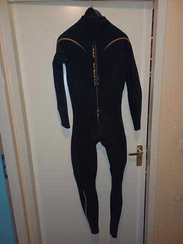 Windsurf/Surf Kleding Pakket - Long Johns, Shorts, Schoenen beschikbaar voor biedingen