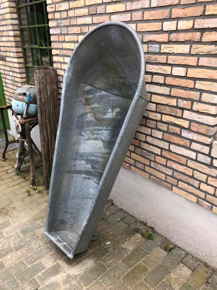 Oud zinken ligbad DDR - 170cm, Huis en Inrichting, Woonaccessoires | Overige, Gebruikt, Ophalen of Verzenden