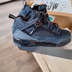 Jordan spizike low gs black nike maat 38, Ophalen, Nieuw, Zwart