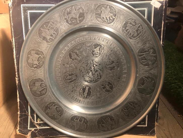 tin bord adam en eva Rond 40 cm, Antiek en Kunst, Antiek | Tin, Ophalen of Verzenden