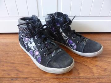 Schoenen van Twins (Db3) beschikbaar voor biedingen