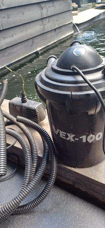 VEX 100 Vijverfilter met uv lamp en pomp. beschikbaar voor biedingen
