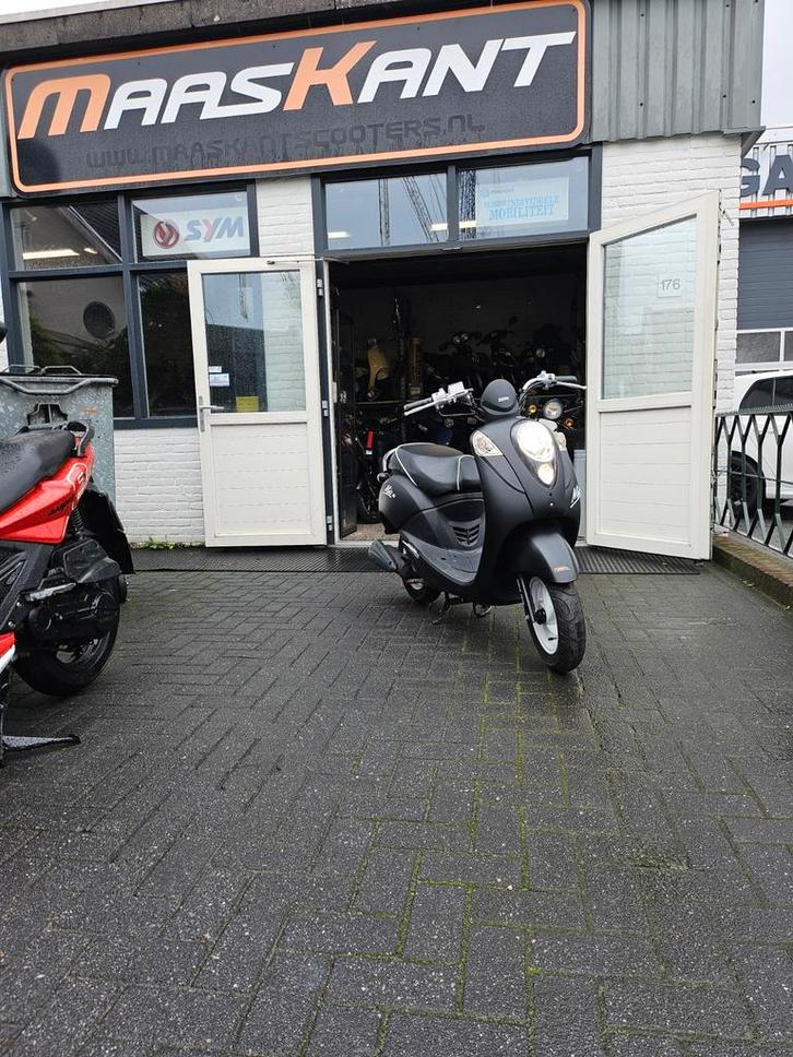 Sym Mio 45km/u - 2019 - Lage KM - Garantie!, Fietsen en Brommers, Scooters | SYM, Gebruikt, Overige modellen, Maximaal 45 km/u