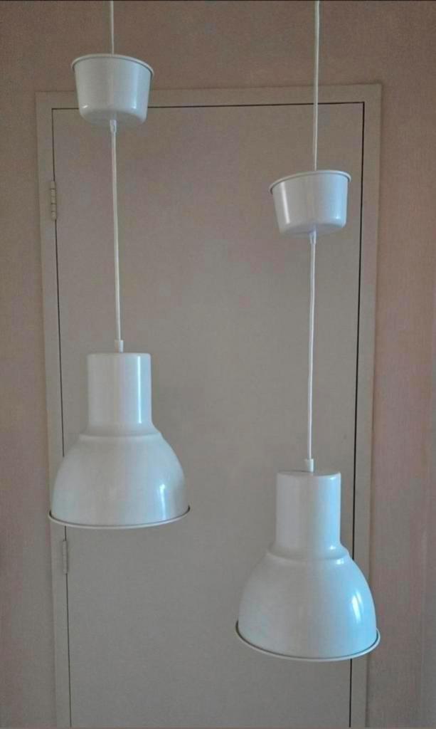 2 Industriële Hanglampen Wit - Fabriekslamp Stijl, Huis en Inrichting, Lampen | Hanglampen, Zo goed als nieuw, Minder dan 50 cm