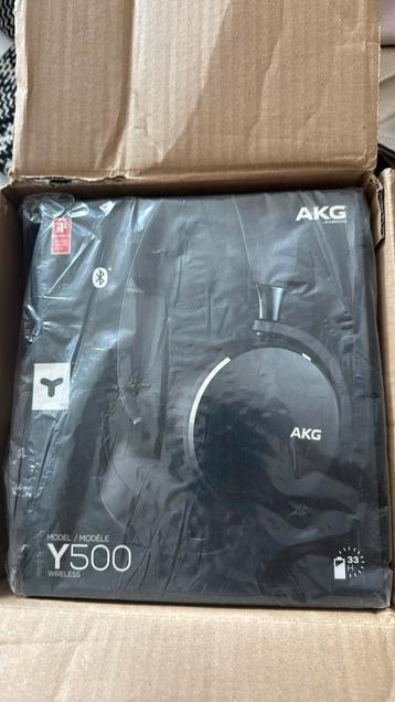 AKG Y500 koptelefoon  beschikbaar voor biedingen