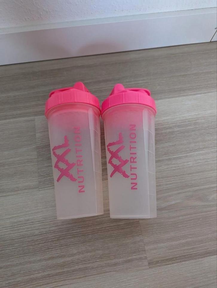 2x XXL Nutrition Proteine Eiwit Shakebekers | Roze | 800ml, Sport en Fitness, Bidons, Zo goed als nieuw, Ophalen of Verzenden