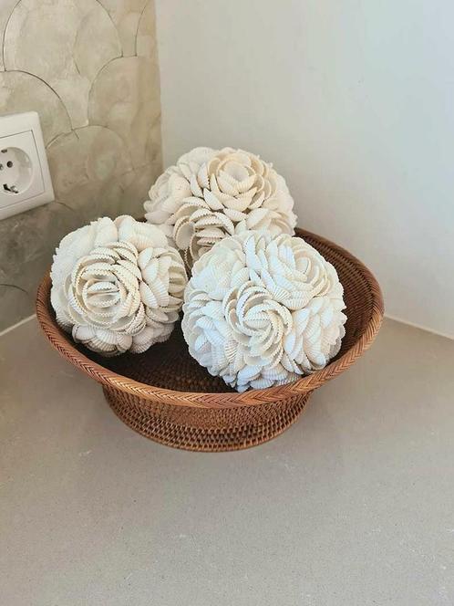 Schelpen decoratie bol nr 4 uit Bali, Huis en Inrichting, Woonaccessoires | Overige, Nieuw, Ophalen of Verzenden