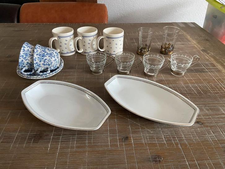 Antiek servies theeglazen bekers kop &schotel serveer schaal, Antiek en Kunst, Antiek | Servies compleet, Ophalen of Verzenden