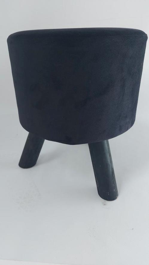 Zwarte Velvet Kruk / Poef, Huis en Inrichting, Krukjes, Gebruikt, Hout, Ophalen