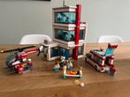 Lego city ziekenhuis 60204, Ophalen of Verzenden, Zo goed als nieuw, Complete set, Lego
