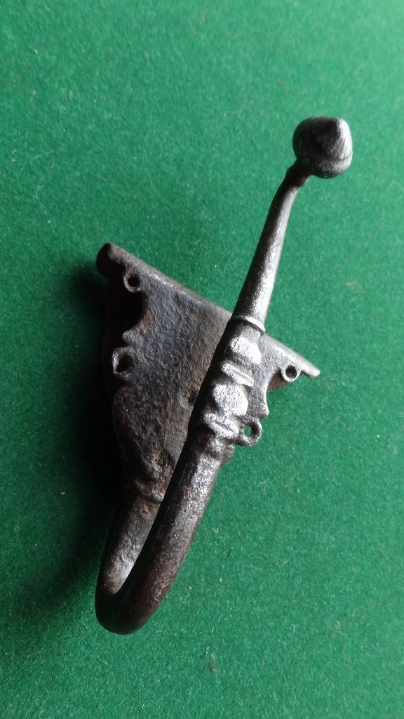 Gordelhaak voor Degen  Dolk of zwaard - Smeedijzer 18e eeuw, Antiek en Kunst, Antiek | Overige Antiek, Ophalen of Verzenden