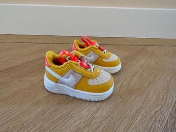 *NIEUW!* Baby sneakers Nike Air Force 1, okergeel, 17 18,5 beschikbaar voor biedingen