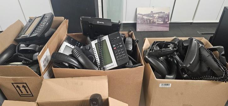 Partij Mitel Telefoons - Gebruikt, Telecommunicatie, Datacommunicatie en VoIP, Gebruikt, Ophalen of Verzenden