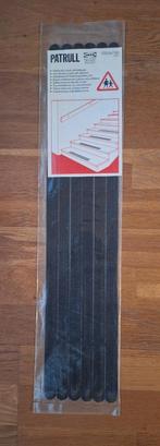 zelfklevende anti-slip strip voor op trap, Huis en Inrichting, Stoffering | Vloerbedekking, Zwart, Ophalen of Verzenden, Zo goed als nieuw