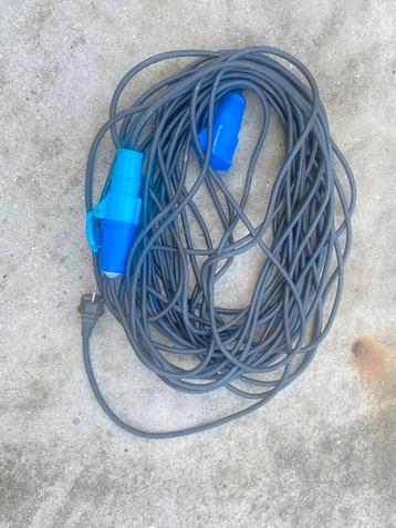 30 meter kabel incl verloopje 